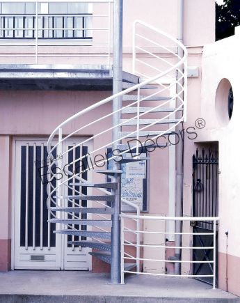 Photo DH15 - SPIR'DÉCO® Larmée. Escalier extérieur hélicoïdal métallique au design contemporain et industriel